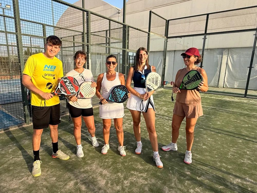 Group of adults after a padel class at Protour
