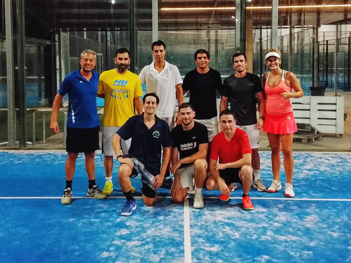 Protour padel team on court